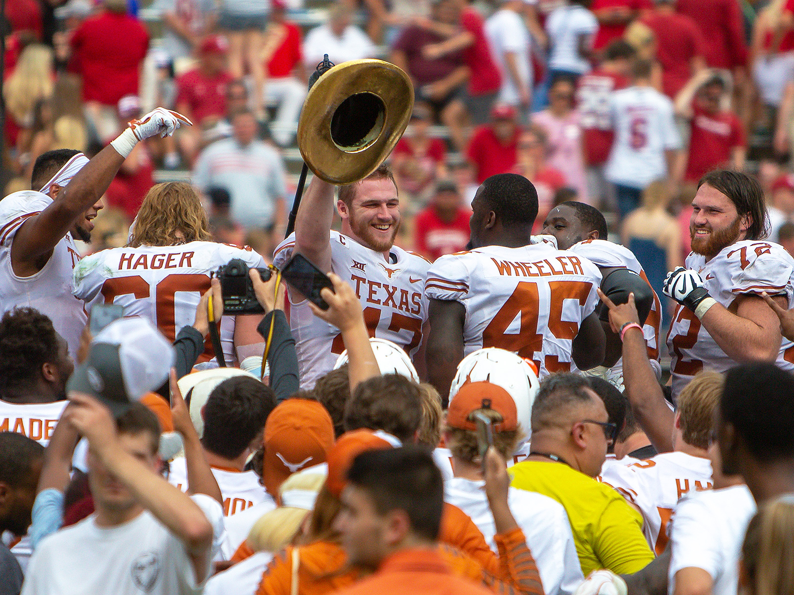 texas-beats-oklahoma-inline.jpg